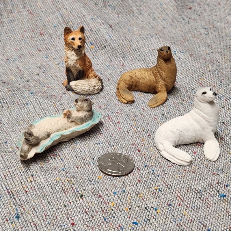 2 seals 1 fox 1 otter minitures made in italy  #5