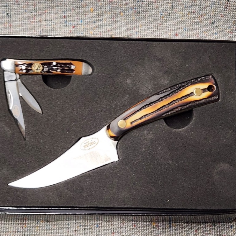 Kentucky cutlery knive set 1 foldable 1 fixed blade   #260