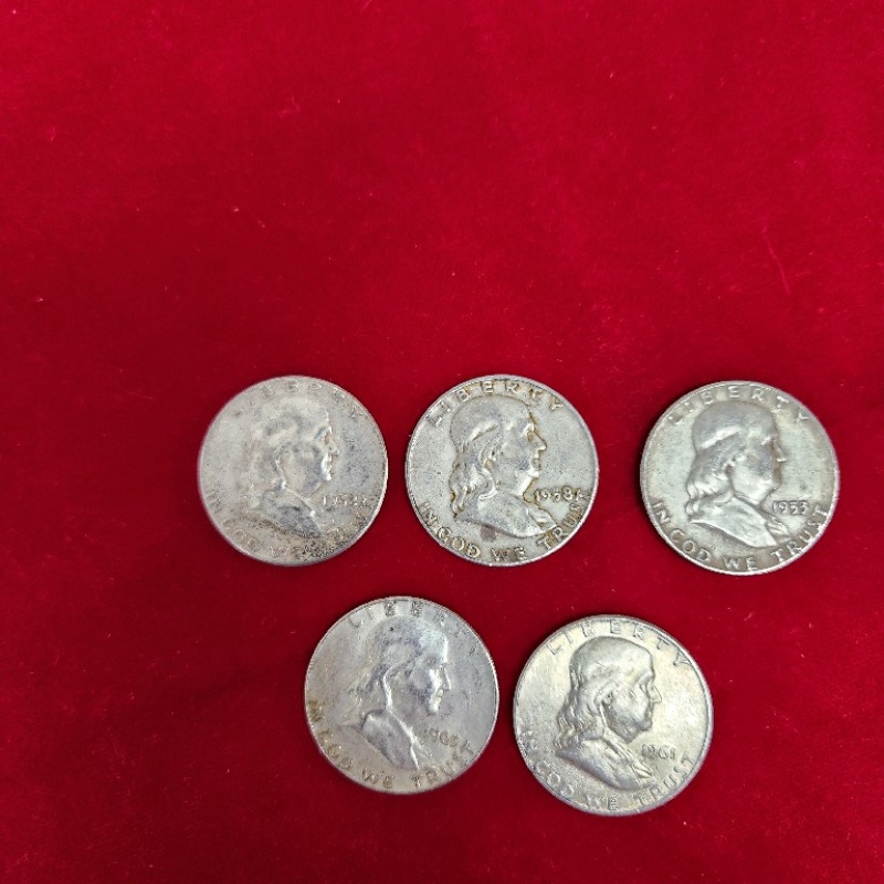 5 silver benjamin Halfs all diff. dates                      # 6-12