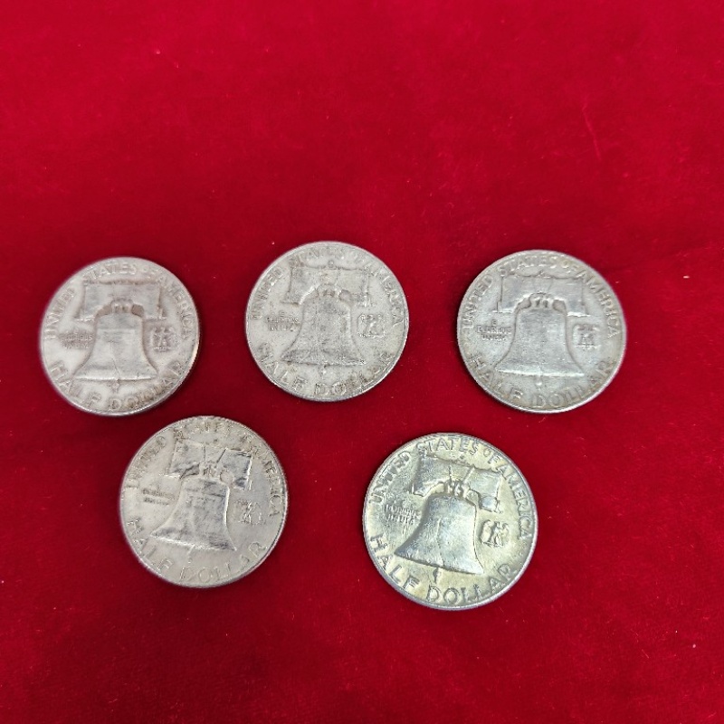 5 silver benjamin Halfs all diff. dates                      # 6-12