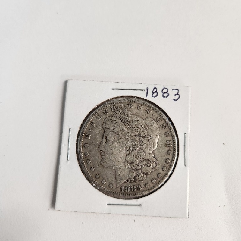 1 Circulated Morgan Silver Dollar 1883   *44-6