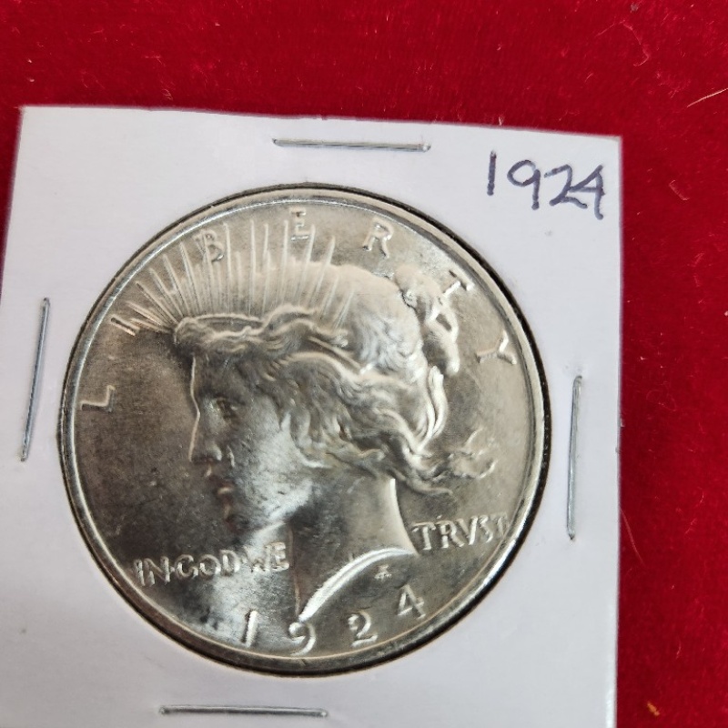 1 Silver Liberty Peace Dollar-1924   Super Nice Looks uncirculated *185-6
